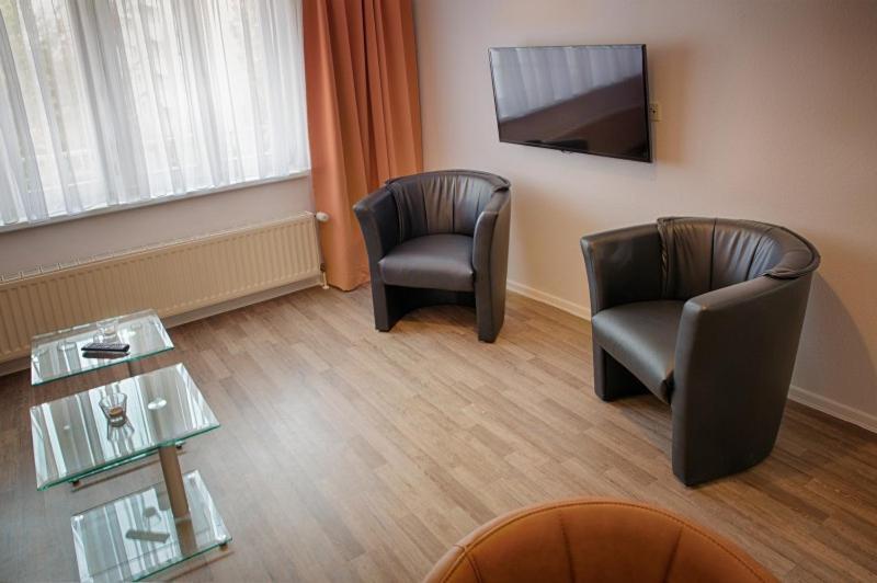 H&H Apartments Im Herzen Der Stadt In Der Lange Strasse Geraeumig Ruhig Mit Kueche Und Esstisch Greifswald Zewnętrze zdjęcie