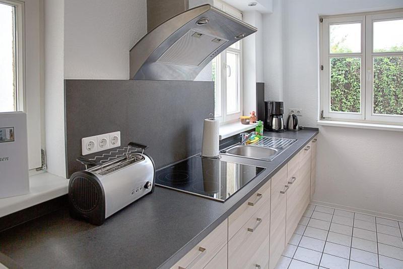 H&H Apartments Im Herzen Der Stadt In Der Lange Strasse Geraeumig Ruhig Mit Kueche Und Esstisch Greifswald Zewnętrze zdjęcie