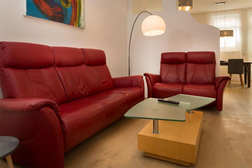 H&H Apartments Im Herzen Der Stadt In Der Lange Strasse Geraeumig Ruhig Mit Kueche Und Esstisch Greifswald Zewnętrze zdjęcie