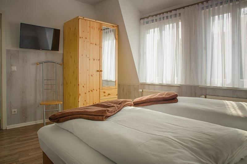 H&H Apartments Im Herzen Der Stadt In Der Lange Strasse Geraeumig Ruhig Mit Kueche Und Esstisch Greifswald Zewnętrze zdjęcie