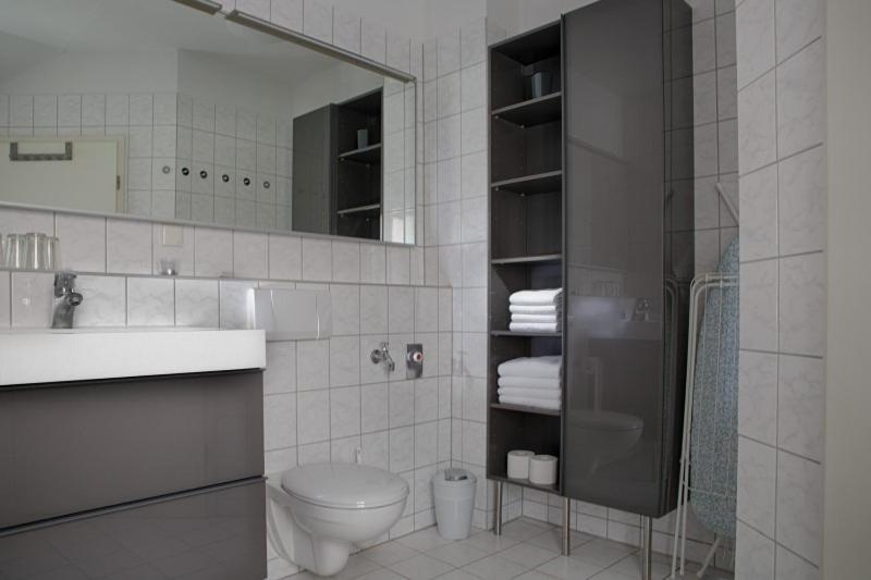 H&H Apartments Im Herzen Der Stadt In Der Lange Strasse Geraeumig Ruhig Mit Kueche Und Esstisch Greifswald Zewnętrze zdjęcie